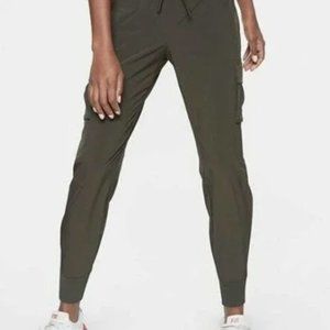 Athleta Sutton Jogger- Arbor Olive. Size 6